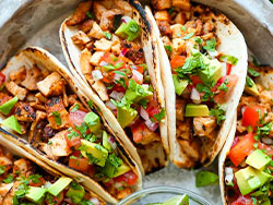 Tacos y Fuegos